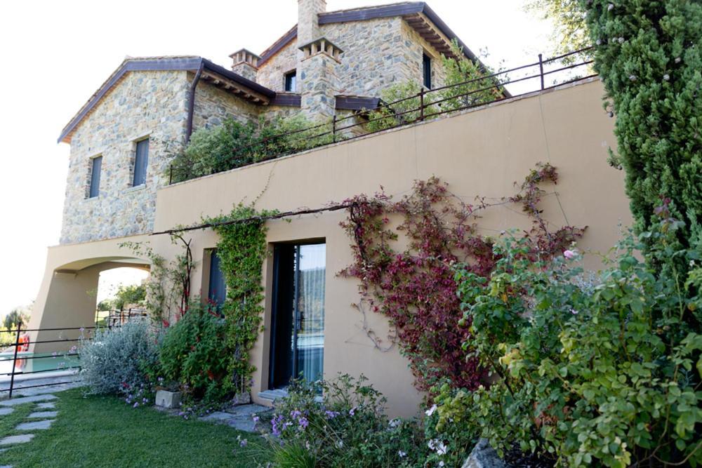 Villa privata con piscina a Riparbella Castellina Marittima Esterno foto